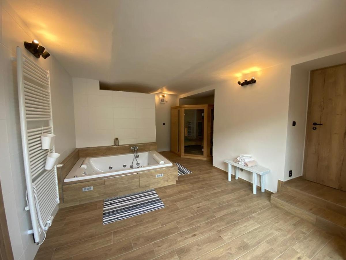 Ruzickuv Dvur Apartment Хранице Екстериор снимка