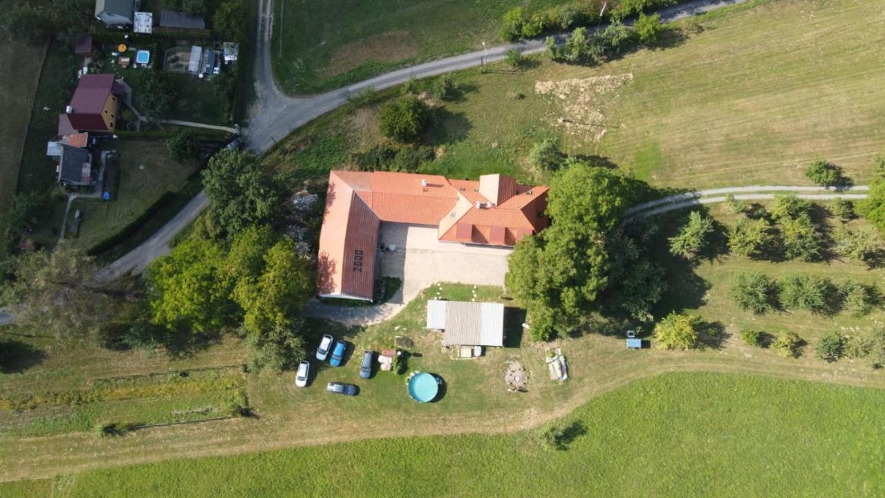 Ruzickuv Dvur Apartment Хранице Екстериор снимка
